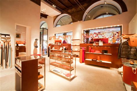 Boutiques Hermès Bologna .